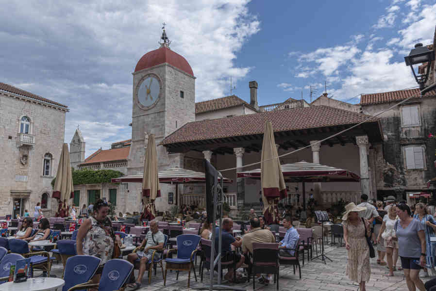 Croacia - Trogir 04 - plaza Juan Pablo II